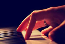 [CBA]原帅跳投不中 刘传兴积极补篮打成2+1.